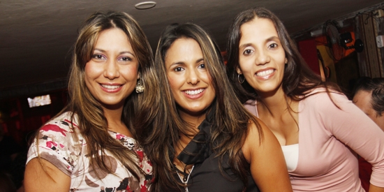 Michele Oliveira, Mônica Costa e Aline Bertoncini no Picanha na Tábua